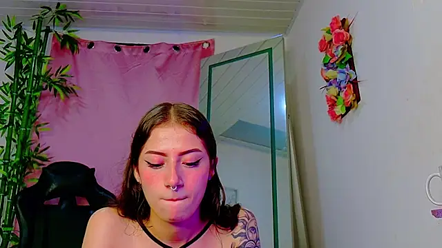 scarlet-jonesx Live XXX-chat