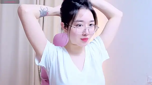 Miu-999 – Naživo XXX chat