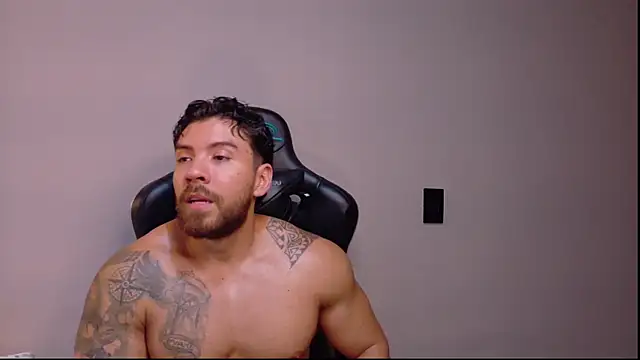 owen_seth1 Show in webcam