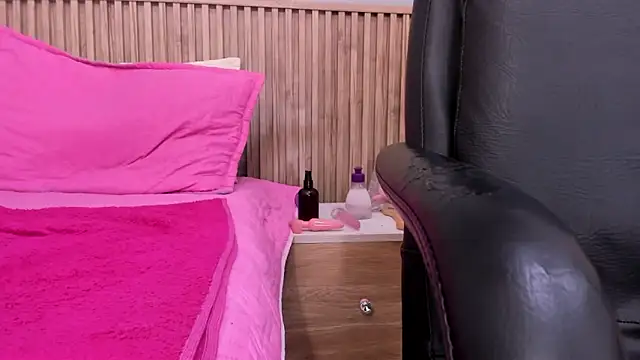 SalommeeT's Live XXX Chat