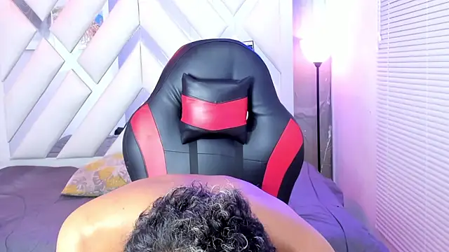 Вебкам-шоу kai_storm77