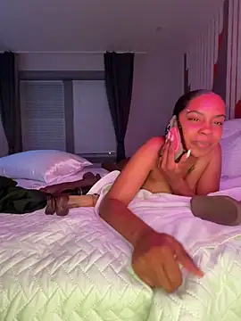 TheRealOshunQueen's Live XXX Chat