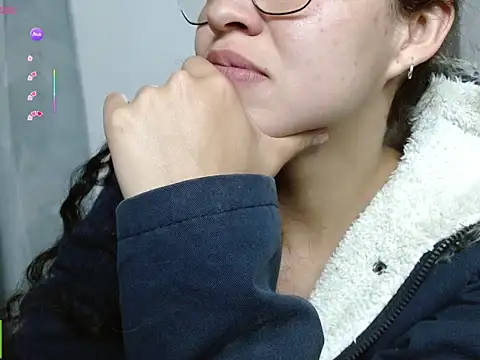 Chat ao vivo de Amitlu_