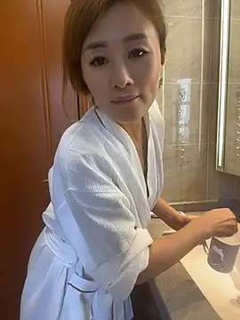 okgirl_23's Live XXX Chat