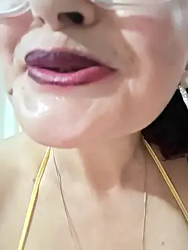 Sweetsorgaria Chat XXX in diretta