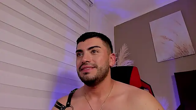 Chat XXX Live Alexander_Diazz