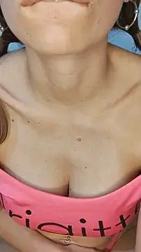 sukinira – Naživo XXX chat