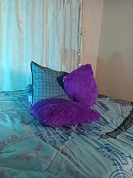 ROUSSE_SINCLAIR's Live XXX Chat