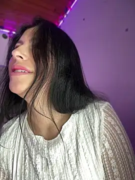 GiuliaBianchi's Live XXX Chat