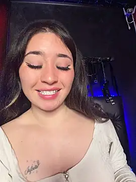 Sophie_LS Chat XXX in diretta