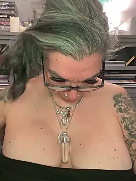 dieseldame1313's Live XXX Chat