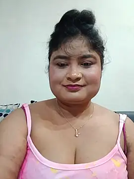 hornyriyanka's Webcam Show