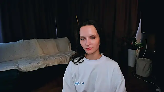Ariadna_Shy Adlı Modelin Canlı XXX Sohbeti