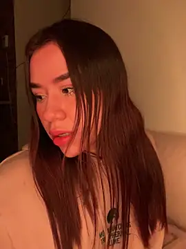 Im_Valen_Cute's Live XXX Chat