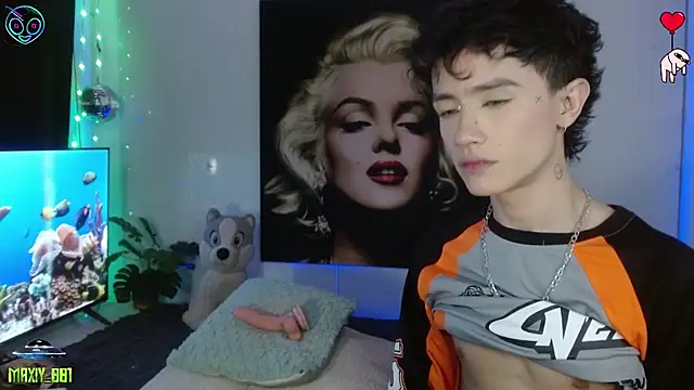 Chat XXX en directo de maxiy_001