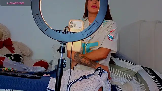 anahii_01's Webcam Show