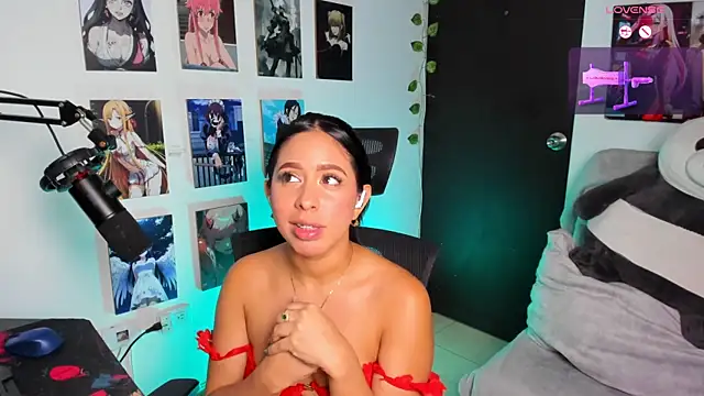 XXX chat uživo modela Vickysth