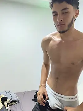 Tylerffoxx's Live XXX Chat
