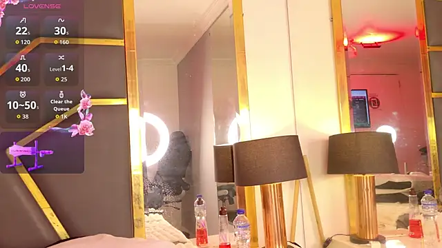 SamanthaPierce Adlı Modelin Canlı XXX Sohbeti