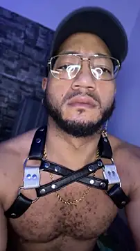 Chatroom XXX en direct de KY_Sir35