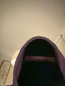 Submissive_Arab webkamerás műsora