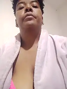 DeHotBBW Live XXX Chat