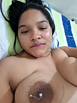 AnnaMil3J's Live XXX Chat