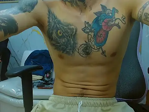 Boy_tatto77 现场XXX聊天