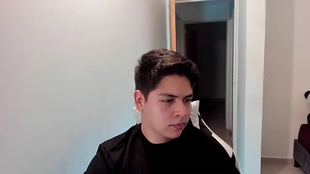 Asta_YunoXXX Show Webcam