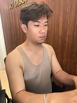 Titanryu 现场XXX聊天