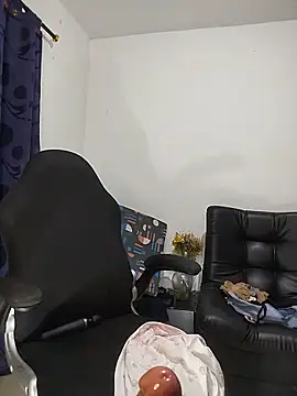 LucyDiamonds1 Chat XXX in diretta
