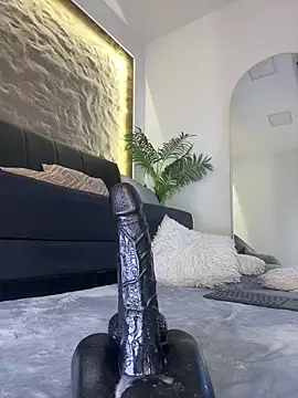 Isa__Blanc Show in webcam
