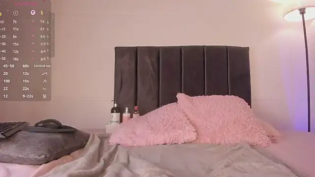 LynnSam_ élő XXX-chatje