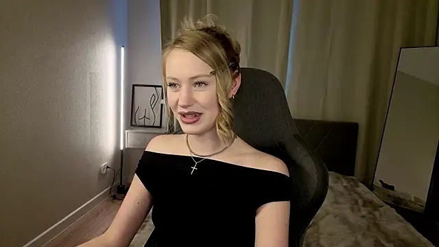 EvaHamilton Chat XXX live