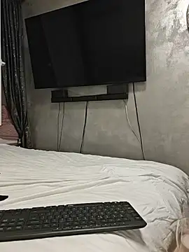 AvaSquirtMilf Adlı Modelin Web Kamerası Şovu