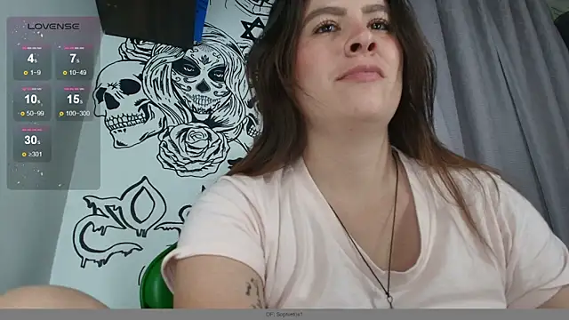 ImSophieFox Chat XXX in diretta