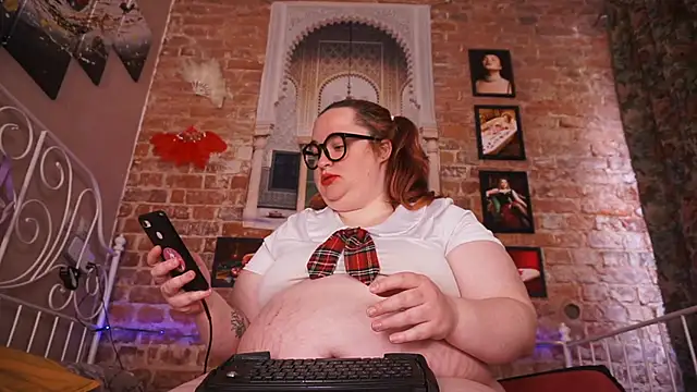 XXX chat uživo modela ass_gives