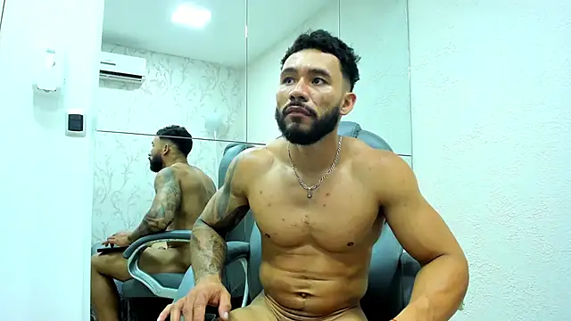 Show modela Axel_power_ na web-kameri