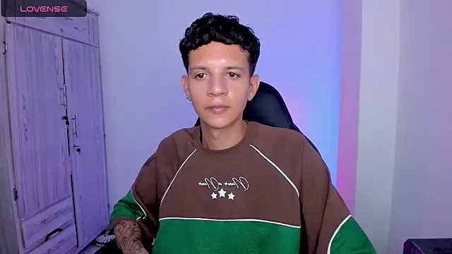 Chat XXX ao vivo de tylernova