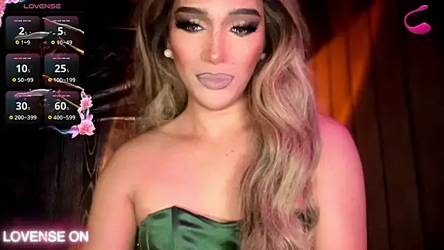 XXX chat uživo modela Lo_la_69