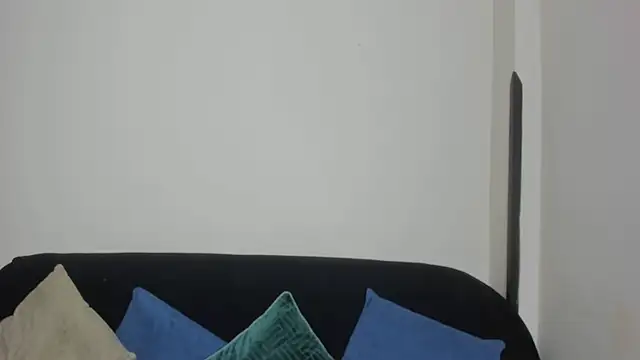 Chat XXX en directo de kiraGeiner