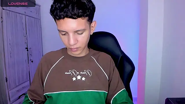 tylernovan Live XXX chat