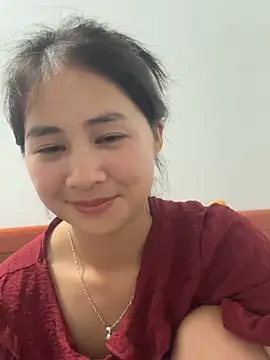LittleSun_ Adlı Modelin Canlı XXX Sohbeti