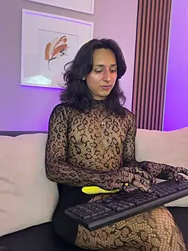 Elisasue Chat XXX in diretta