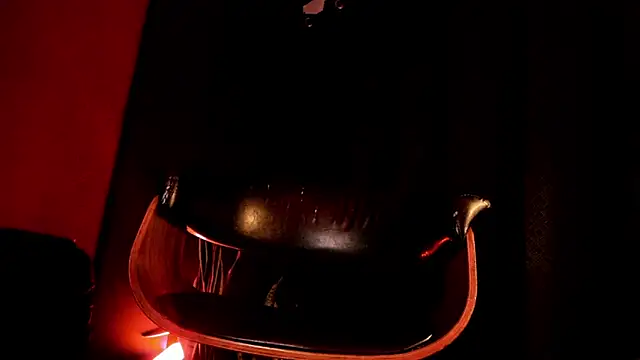 PervertedMissCloe Show Webcam