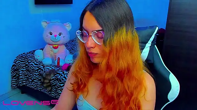 lillykittyyyのウェブカメラショー