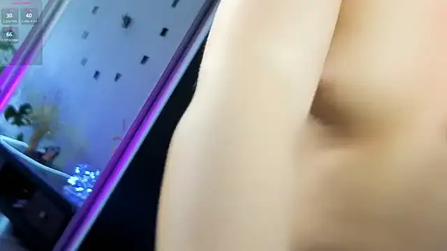 NikkiiStill 现场XXX聊天