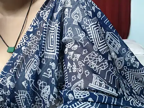 Chat XXX ao vivo de sunitha-3