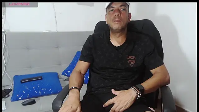 latinmartin73 Live XXX-Chat