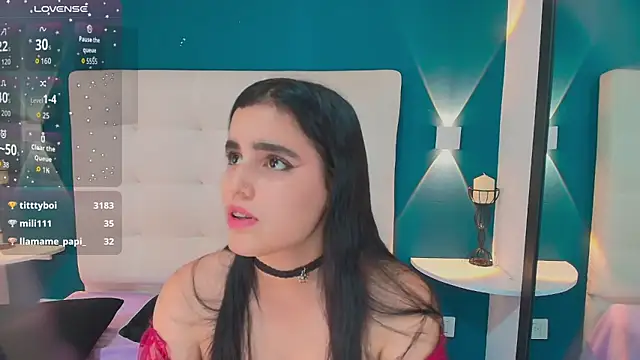 Chatroom XXX en direct de MiaaCarter_